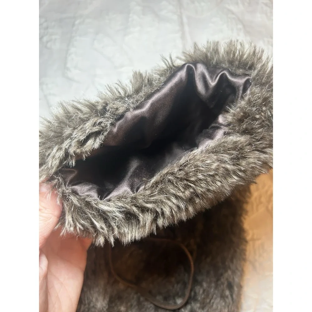 Wine Bottle Bag - Restoration Hardware - Faux Fur Satin Lined Leather‎ Tie